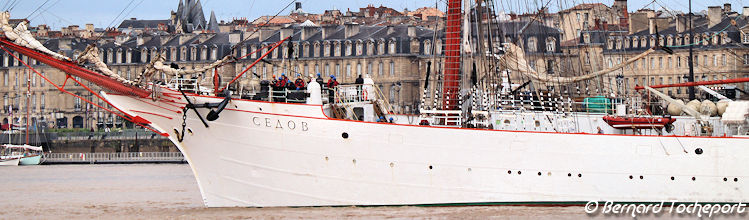 Le 4 mâts Russe Sedov arrive dans le port de Bordeaux | Photo Bernard Tocheport