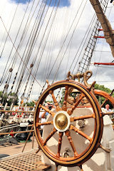 Barre du grand voilier Sedov aux quais de Bordeaux | Photo Bernard Tocheport