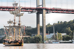 Shtandart frégate Russe au pont d'Aquitaine à Bordeaux | Photo Bernard Tocheport