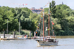 Le Sinbad naviguant sur la Garonne à Bordeaux | Photo Bernard Tocheport