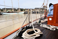 Bordeaux retour au ponton d'honneur pour le Skeaf | Photo Bernard Tocheport