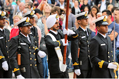 Parade équipage du Tarangini à Bordeaux | Photo Bernard Tocheport