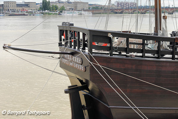 Poupe de la Caravelle Vera Cruz du Portugal à Bordeaux | Photo Bernard Tocheport